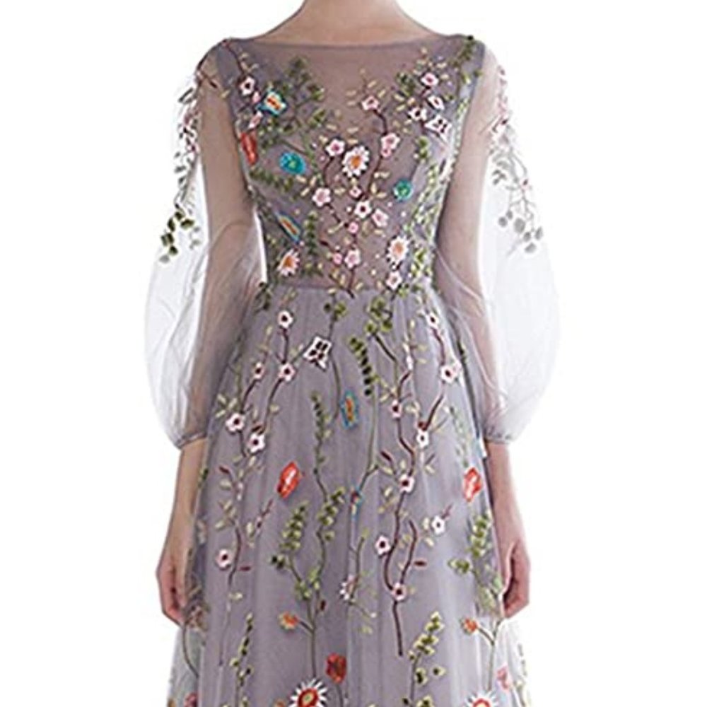 Gorgeous dress!